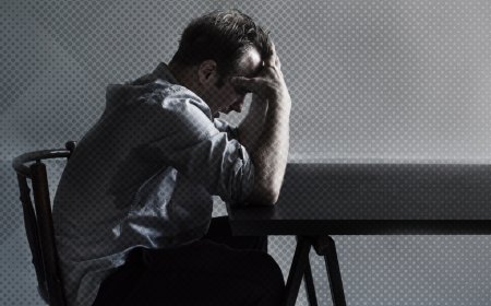 Majör Depresyon: Belirtileri, Tanısı ve Tedavi Yöntemleri